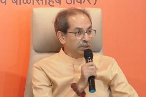 সরকারের সঙ্গে আঁতাত কমিশনের! গননার আগেই হারের সুর উদ্ধবের গলায়?