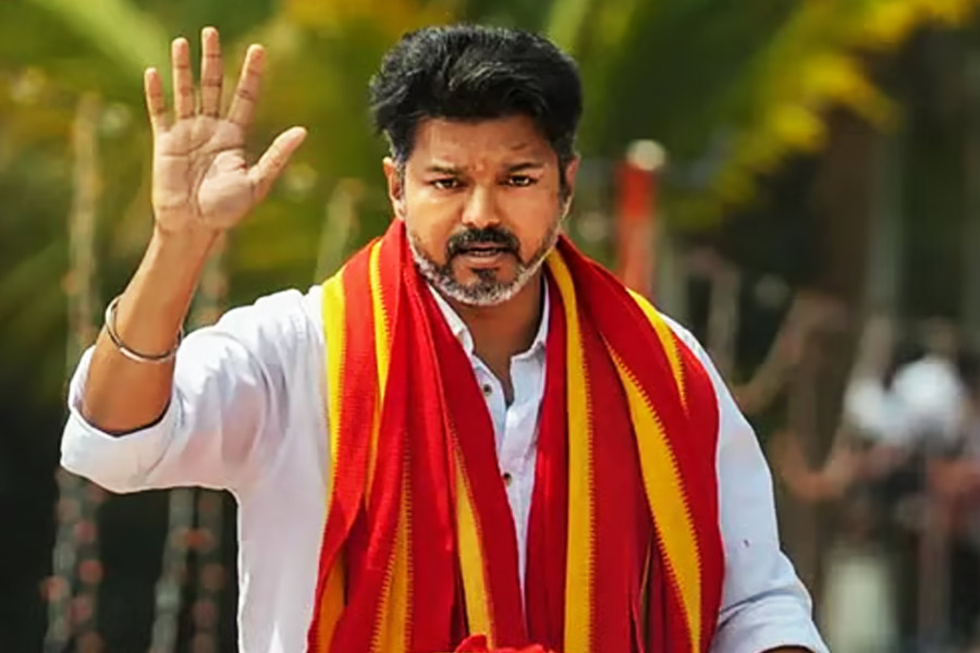 মুক্তি পাচ্ছে না বিজয়ের ‘জন নয়াগন’! সেন্সরকে ছাড়পত্রের নির্দেশ দিয়েও স্থগিতাদেশ জারি আদালতের