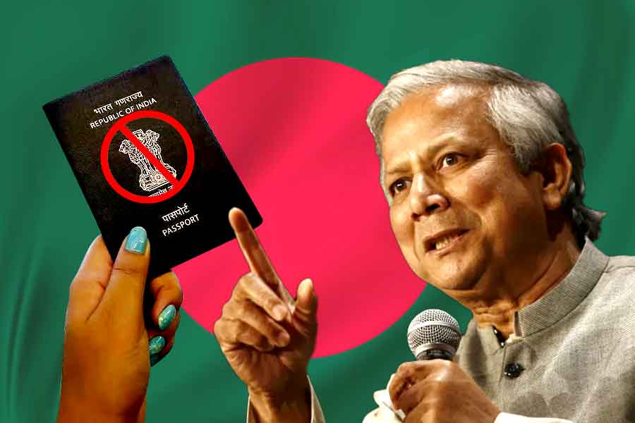 কলকাতার উপদূতাবাসের পরিষেবাও বন্ধ করল ঢাকা! ভারতের সঙ্গে ‘সংঘাত’ আরও বাড়াচ্ছে বাংলাদেশ