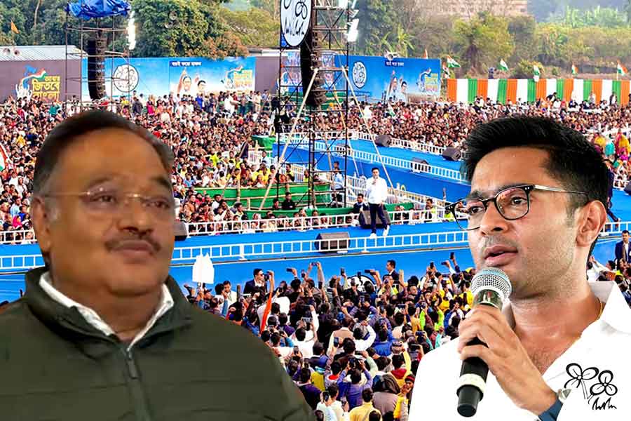 বিজেপিকে তোপ অভিষেকের, পালটা সরব শমীক