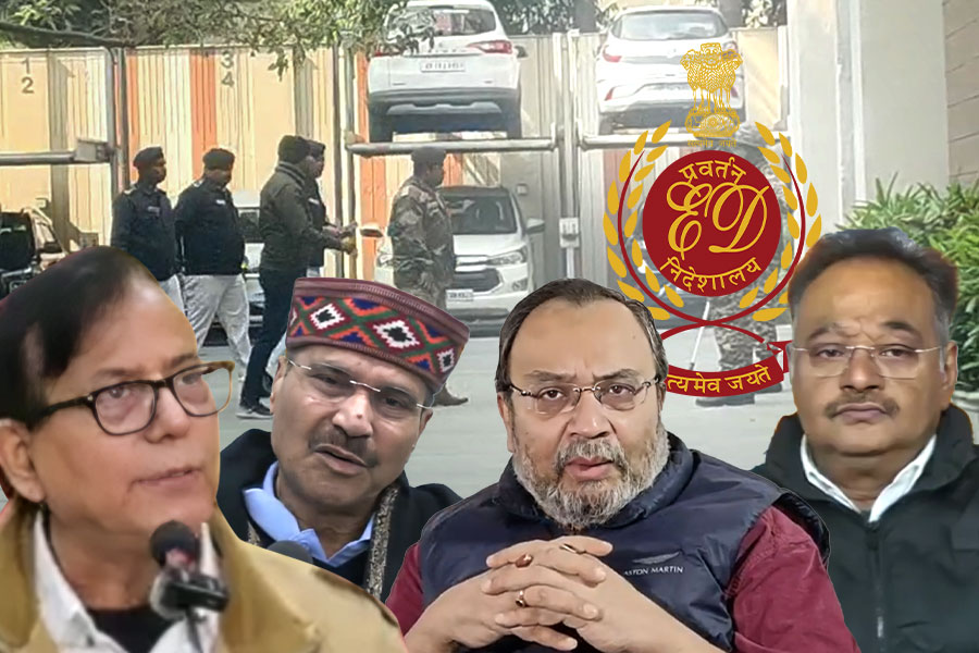 ভয় পেয়েই I-PAC দপ্তরে ED? কেন্দ্রীয় এজেন্সির ভূমিকায় শুরু রাজনৈতিক তরজা