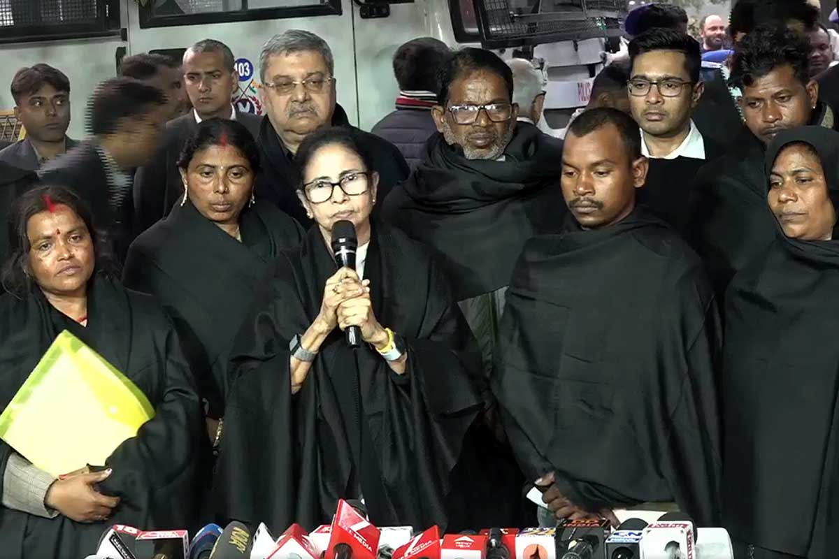 Mamata Banerjee | Bengal CM walks out of EC meet, says 'we were insulted and humiliated'
