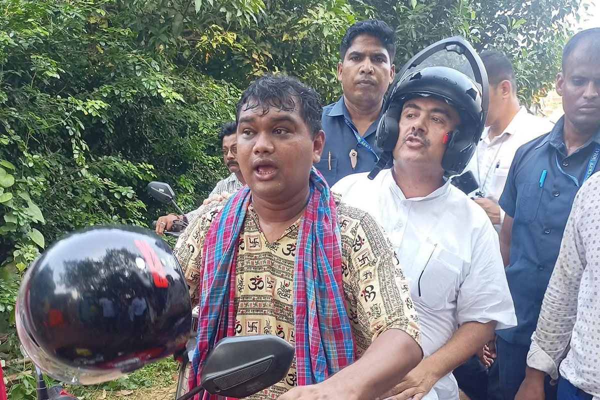 close leader of Suvendu Adhikari is accused of embezzling Rs 91 lakh to get a post in BJP