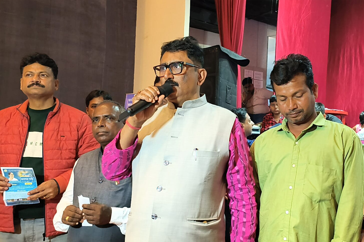 আজন্ম সিপিএম করেন! বাংলার বাড়ি পেয়ে মমতাকে ধন্যবাদ হুগলির সেই বাম নেতার