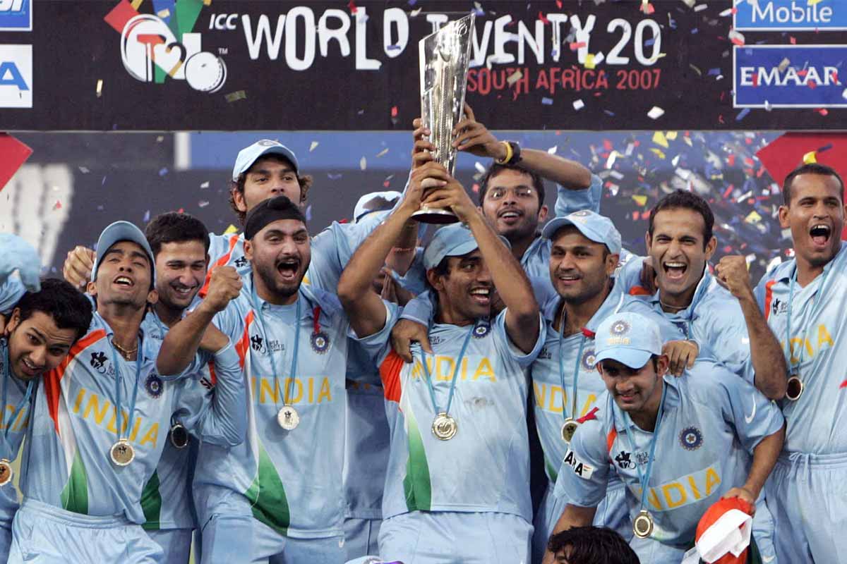 কেউ সাংসদ, কেউ ধারাভাষ্যকার, কেউ বা এখনও ছক্কা হাঁকাচ্ছেন, ২০০৭-এর টি-২০ বিশ্বজয়ীরা কে কোথায়?
