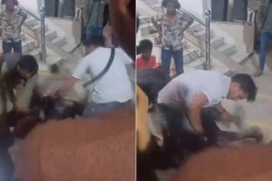 ডালখোলায় ৪ নাবালককে রাস্তায় ফেলে ‘মারধর’ বিজেপি নেতার! নিন্দায় সরব তৃণমূল