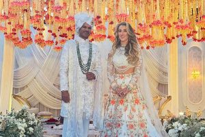 সোফির সঙ্গে বিয়ের তিন দিনের মাথায় নয়া বিপত্তি! ‘অন্য নারীর’ কথা উঠতেই বিস্ফোরক ধাওয়ান