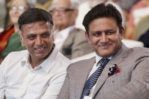 ‘বাবা জীবিত থাকলে খুশি হতেন’, চিন্নাস্বামীতে নিজের নামে স্ট্যান্ডে আবেগপ্রবণ দ্রাবিড়, সম্মানিত কুম্বলেও
