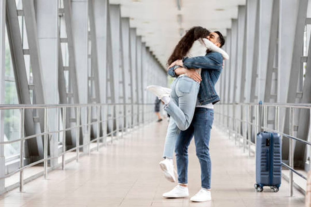 Hug-Cover