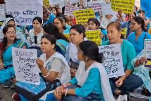 ‘ভুল নোটিফিকেশনের দায় আমরা কেন নেব?’, বিকাশ ভবনে বিক্ষোভ প্রমোশনাল ICDS পরীক্ষার্থীদের