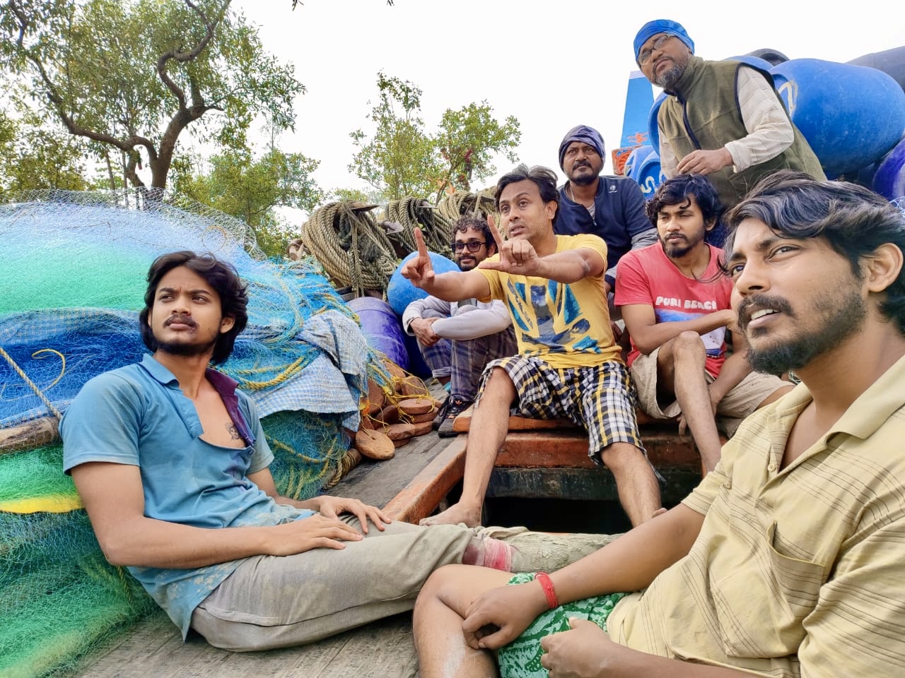 Adamya Bengali movie review
