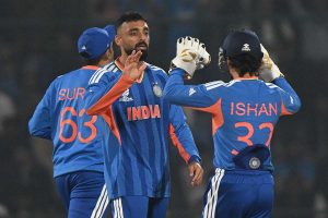 দুর্ধর্ষ বরুণ-অক্ষররা, নামিবিয়ার বিরুদ্ধে সহজ জয়ে পাক যুদ্ধের মহড়া সারল ভারত