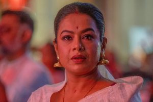 ‘মাকে ডেকে দেখান চটি চেটে বঙ্গবিভূষণ’, ট্রোলারদের আক্রমণে সোশাল মিডিয়া ছাড়ার সিদ্ধান্ত ইমনের