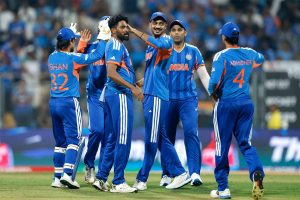 অভিষেকদের ব্যাটিং ব্যর্থতা ঢাকলেন বোলাররা, আমেরিকাকে হারিয়ে টি-২০ বিশ্বকাপ অভিযান শুরু ভারতের