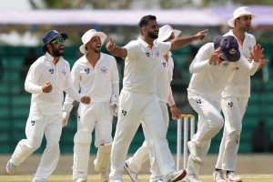 ইতিহাস গড়ে প্রথমবার রনজি চ্যাম্পিয়ন জম্মু ও কাশ্মীর, কর্নাটককে উড়িয়ে ভাংরা নাচ আকিব নবিদের