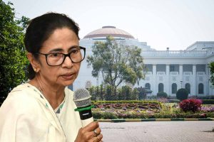 বাজেট অধিবেশনে অশান্তি করতে পারে বিরোধীরা, বিধায়কদের তৈরি থাকার নির্দেশ মমতার