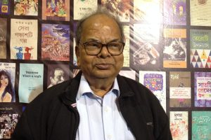 লেখার জন্য দেড়শোর পতঙ্গের নাম সংগ্রহ, যুক্তি ও বিজ্ঞান ছিল শংকরের আরাধ্য