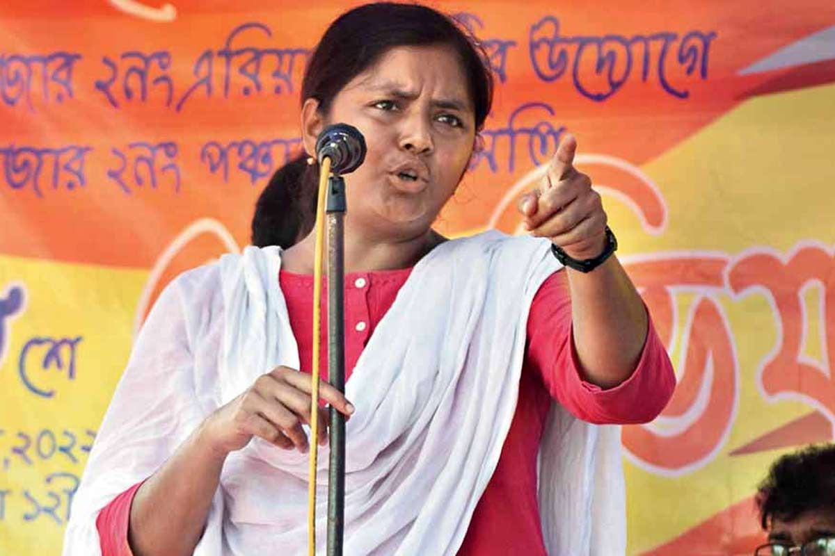 কেন শুধু মীনাক্ষীকেই আগাম ইঙ্গিত প্রার্থীপদের, সেলিমে ‘রুষ্ট’ যুব নেতৃত্ব