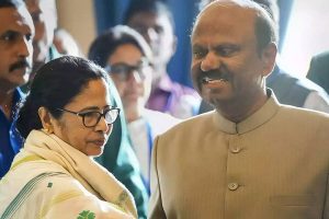 রাজ্যের সাফল্যে গর্বিত রাজ্যপাল, বাজেটের সূচনা ভাষণে মমতার সরকারের ভূয়ষী প্রশংসা বোসের