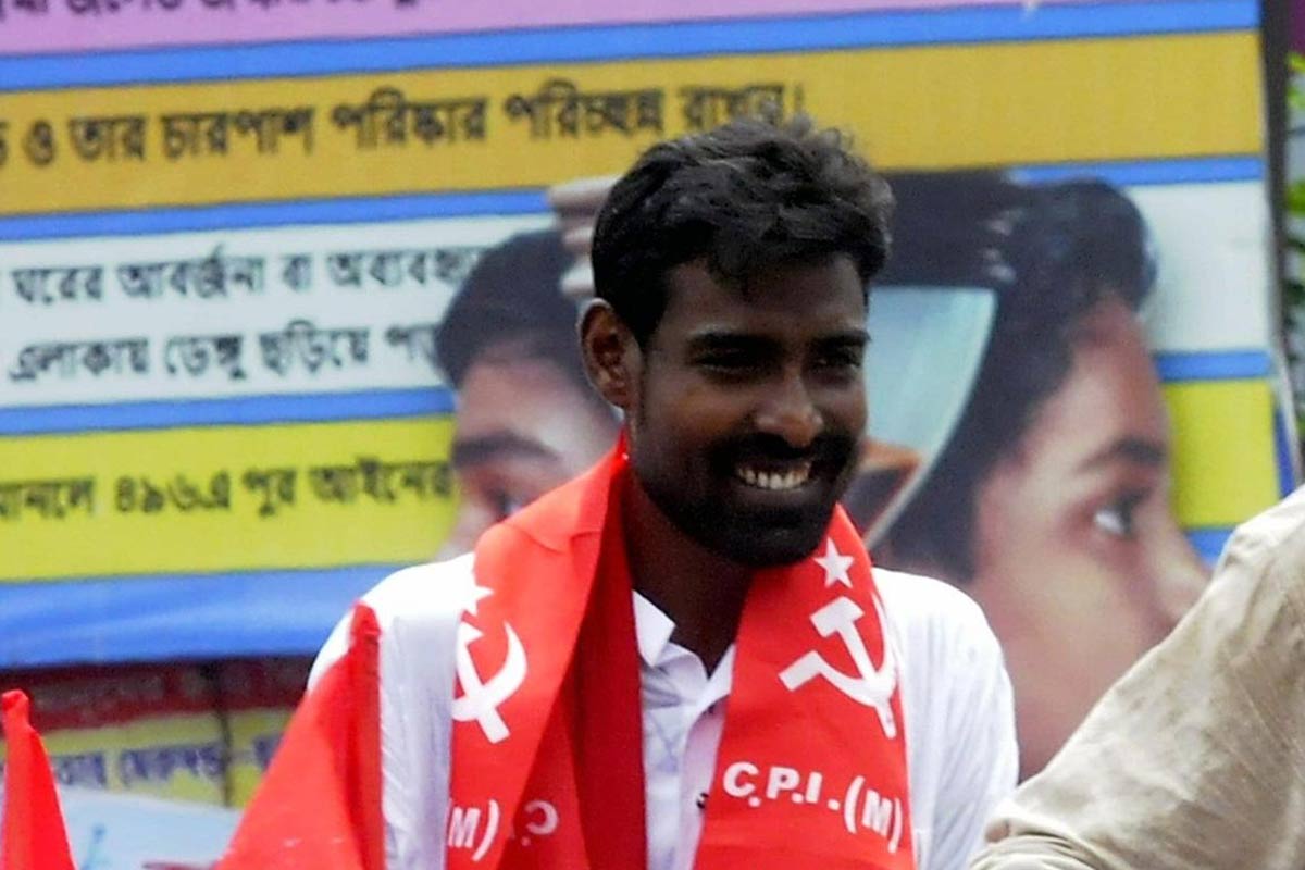 ইস্তফার সিদ্ধান্ত তাঁর নয়, মুখ খুললেন চিঠি নিয়েও, দলের বিরুদ্ধে ক্ষোভ উগরে ‘ইউটার্ন’ প্রতীক উরের?