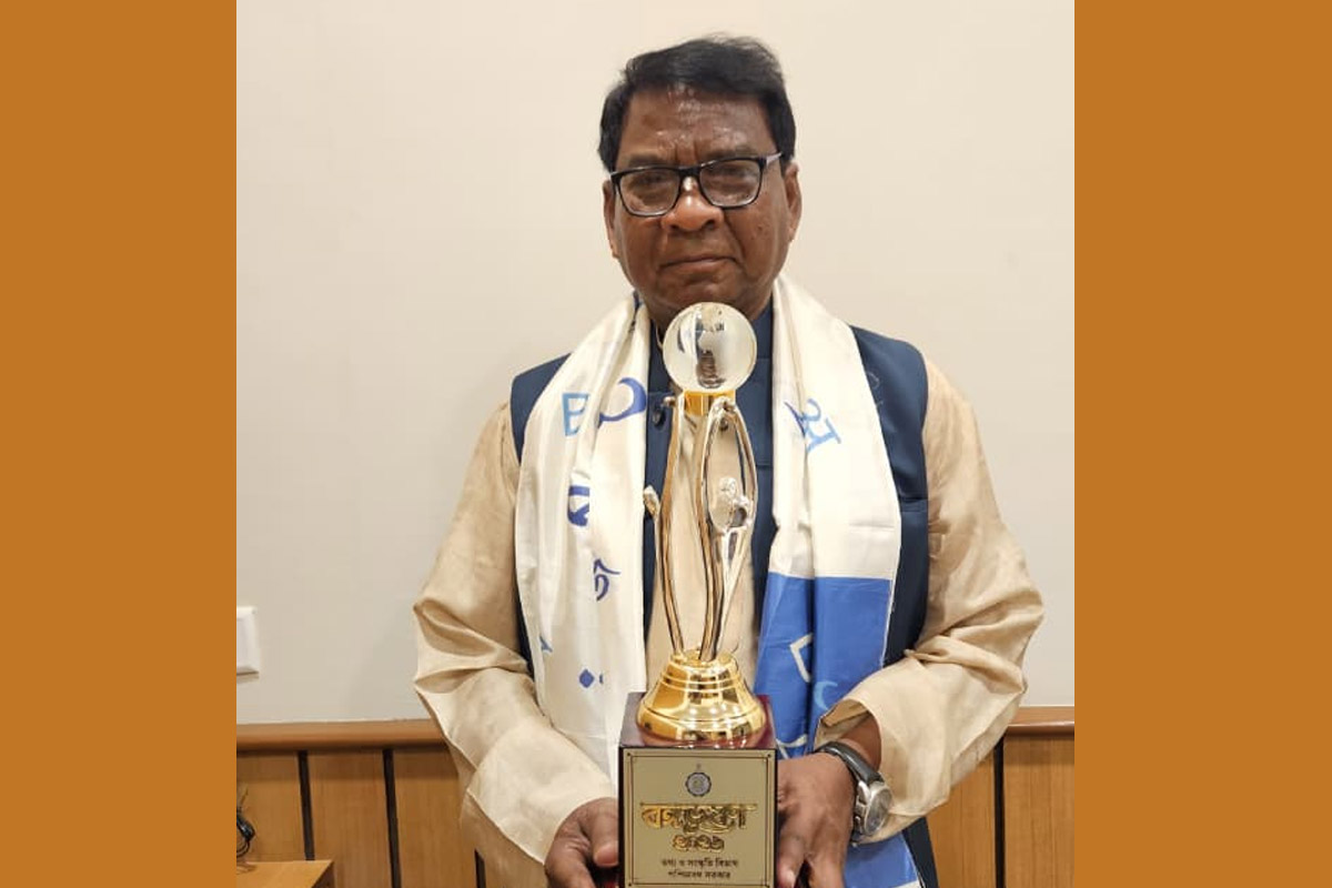 পথ দেখিয়েছিলেন মহাশ্বেতা দেবীরা, ডাইনি কুপ্রথা রুখতে রাজ্য়ে আইন চান পুরুলিয়ার ‘বঙ্গভূষণ’ কলেন্দ্রনাথ মান্ডি