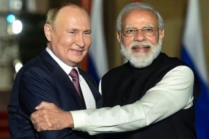 ‘তেল কেনার বিষয়ে স্বাধীন দিল্লি’, ইন্দো-মার্কিন বাণিজ্য চুক্তির জটিলতা কাটিয়ে ভারতকে বার্তা ‘বন্ধু’ রাশিয়ার