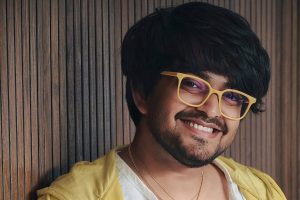 গোমাংস বিতর্কে ক্ষমা চেয়েও ‘কোণঠাসা’ সায়ক, এবার চর্চায় ইনফ্লুয়েন্সারের শিবরাত্রির পোস্ট