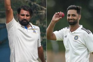 জাতীয় দলে ব্রাত্য শামির কাছে ‘ক্লাস’ আকিবের, কী কথা হল দু’জনের?