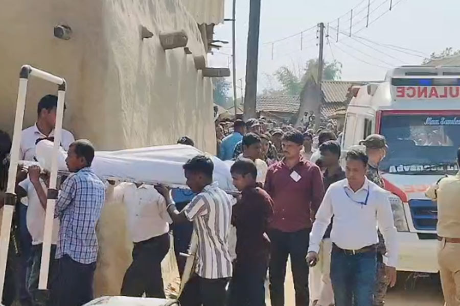 Abhishek Banerjee assures support to Purulia migrant worker’s family killed in Pune