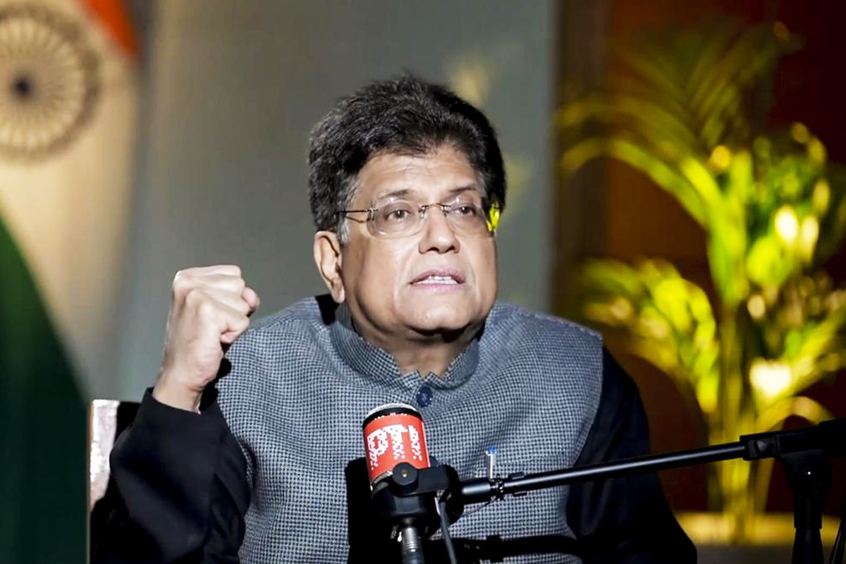 ভারত-মার্কিন অন্তবর্তী বাণিজ্য চুক্তি স্বাক্ষর কবে? মুখ খুলল মোদি সরকার