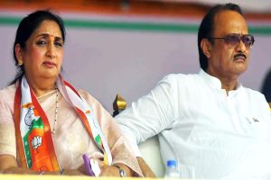 অজিতের মৃত্যুর খবর বিশ্বাসই করেননি সুনেত্রা, বিমান দুর্ঘটনার খবর শুনে কী করেছিলেন এনসিপি নেতার স্ত্রী?