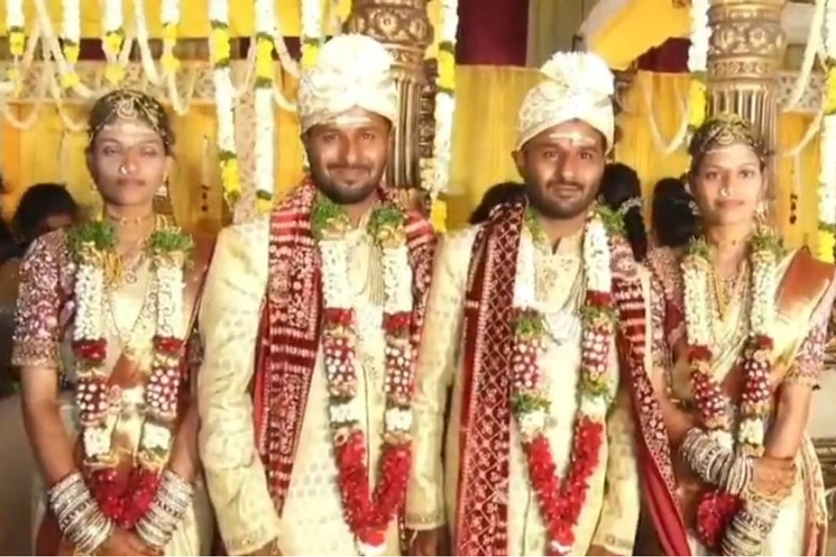 তেলেঙ্গানায় আরশি নগর! যমজ ভাইয়ের সঙ্গে সাতপাকে বাঁধা পড়লেন যমজ বোন, ভাইরাল ভিডিও