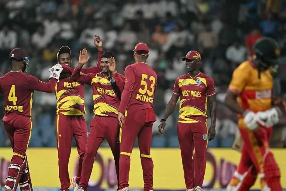 রানের পাহাড় ডিঙোতে ব্যর্থ সিকন্দর রাজারা, জিম্বাবোয়েকে হারিয়ে সুপার এইট শুরু ওয়েস্ট ইন্ডিজের