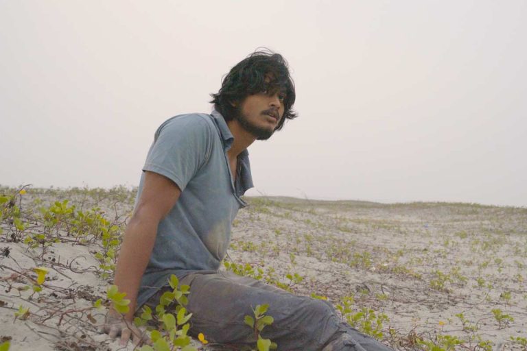 তথাকথিত শ্রেণিতন্ত্রের পর্দা সরিয়ে অন্য বাংলার দিকে তাকাতে বাধ্য করে ‘অদম্য’, কেমন হল ছবি? পড়ুন রিভিউ