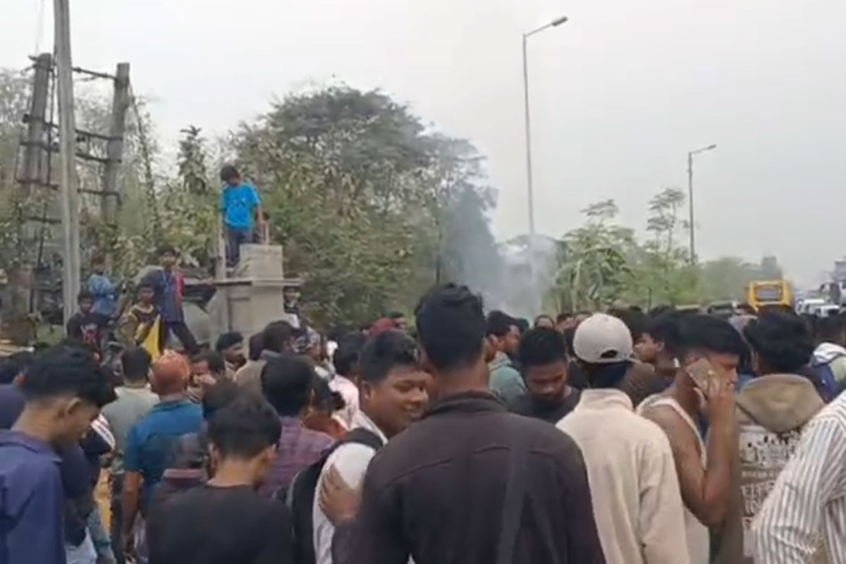 কাজে যাওয়ার সময় মর্মান্তিক দুর্ঘটনা, চা শ্রমিকদের পিষে দিল বেপরোয়া গাড়ি! আলিপুরদুয়ারে মৃত ৪