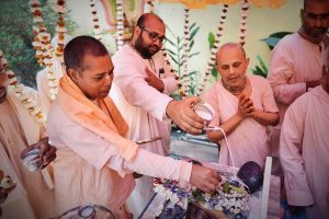 পরম বৈষ্ণব রূপে মহাদেবকে বন্দনা, বাগবাজার গৌড়ীয় মঠে শিবরাত্রির ভক্তি অর্ঘ্য