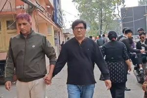 নেপাল থেকে দিল্লি পাচারের ছক বানচাল, বাগডোগরা বিমানবন্দরে উদ্ধার সাড়ে ৪ কোটির হিরে!