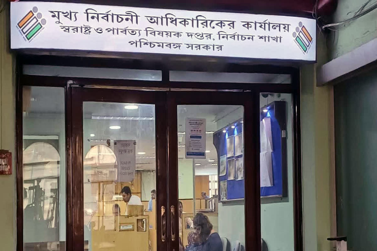 মোথাবাড়ি থেকে ট্রাইব্যুনাল গঠন, বুধেই মুখ্যসচিব-স্বরাষ্ট্রসচিবের সঙ্গে বৈঠকে জ্ঞানেশ কুমার