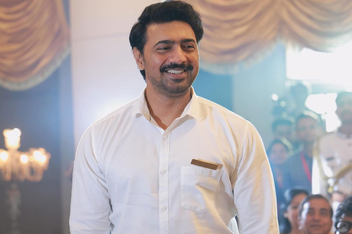 অপেক্ষার অবসান, ‘বাইক অ্যাম্বুল্যান্স দাদা’র শুটিং শুরু দেবের, নিজেই শেয়ার করলেন ছবি