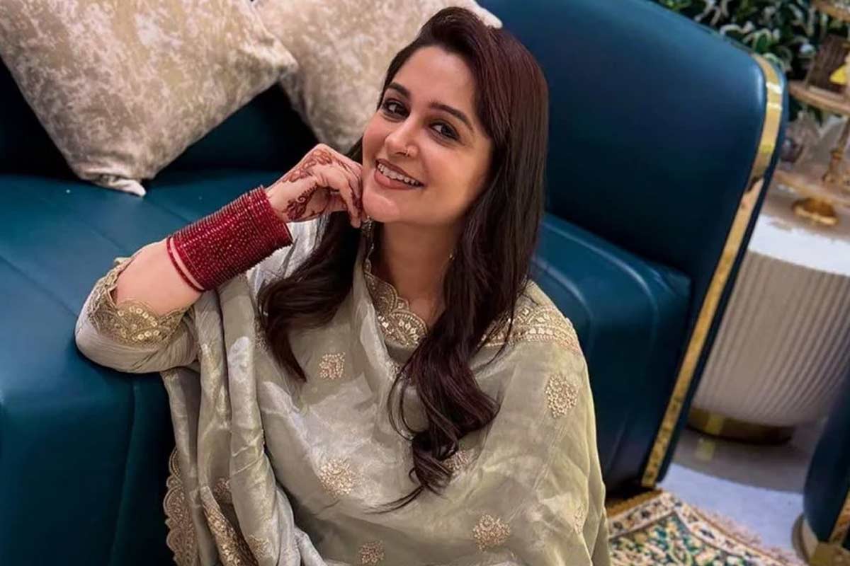ফের নতুন উপসর্গ, অস্ত্রোপচার হল ক্যানসার আক্রান্ত দীপিকার, এখন কেমন আছেন অভিনেত্রী?