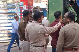 হোমের তালা ভেঙে পালাল ৭ বাংলাদেশি মহিলা! কী হল তারপর…