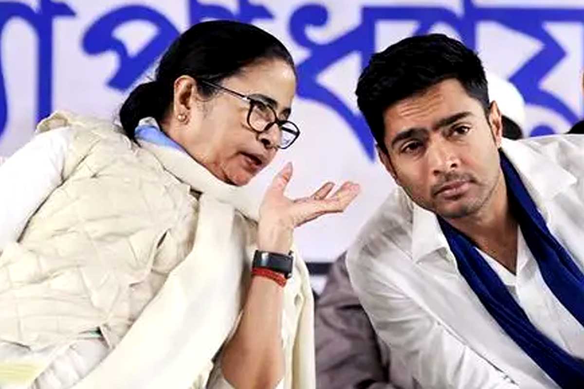 দিশাহীন বিরোধীরা, কয়েক কদম এগিয়ে ভোট ঘোষণার আগেই খসড়া প্রার্থীতালিকা তৈরি তৃণমূল নেতৃত্বের