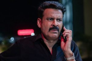 ‘ঘুষখোর পণ্ডিত’ বলায় আপত্তি, ব্রাহ্মণদের ‘অপমান’ করে আইনি বিপাকে মনোজ বাজপেয়ী!