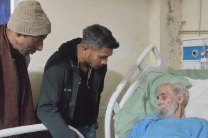 ‘আইসিইউ-তে ভর্তি ৯৫ বছরের বাবা, কমিশনই দায়ী’, SIR শুনানি নিয়ে ক্ষোভ উগরে দিলেন রহিম নবি