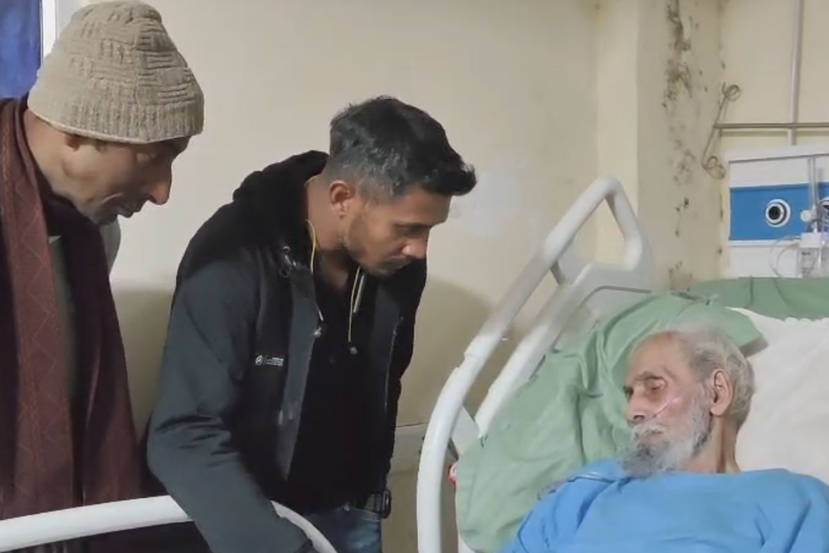 ‘আইসিইউ-তে ভর্তি ৯৫ বছরের বাবা, কমিশনই দায়ী’, SIR শুনানি নিয়ে ক্ষোভ উগরে দিলেন রহিম নবি
