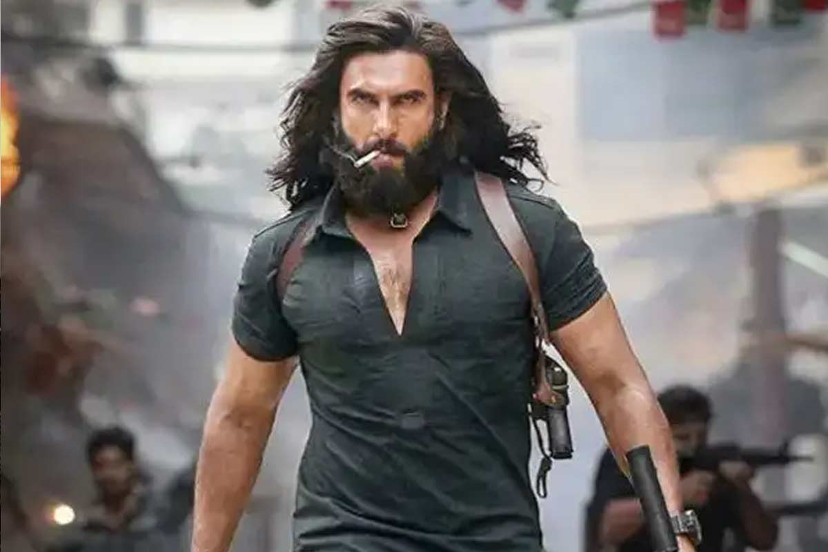 ৭৫ দিনেও অপ্রতিরোধ্য ‘ধুরন্ধর’, বক্স অফিসে নতুন রেকর্ড গড়ে পিছনে ফেলল ‘জওয়ান’, ‘পুষ্পা ২’কে