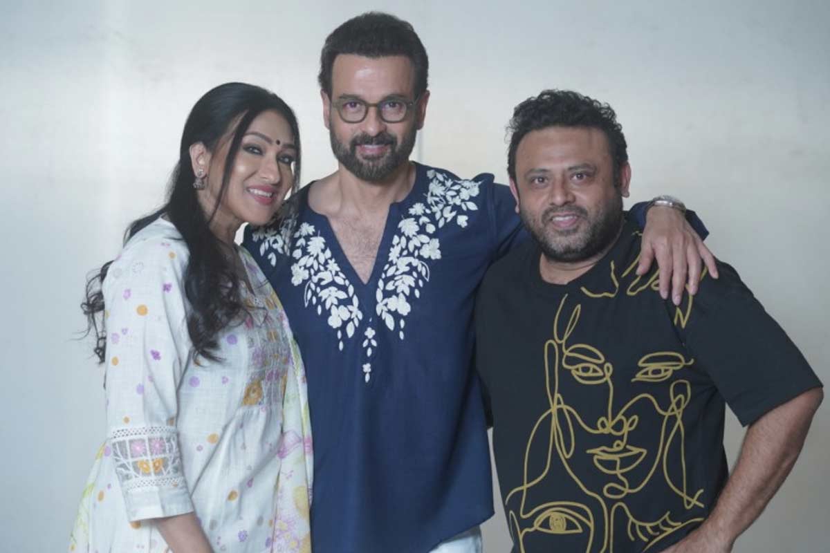 Rituparna Sengupta and Rohit Roy reunite for Joyita
