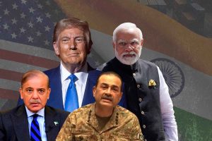 ট্রাম্পের রক্ষিতা মুনির-শাহবাজ! ভারত-মার্কিন বাণিজ্য চুক্তিতে কটাক্ষ পাক নাগরিকদের