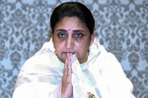 সুনেত্রাকে মসনদে বসিয়েছে বিজেপি! মহারাষ্ট্রের মহানাটক নিয়ে বিশ্লেষণ উদ্ধবসেনার মুখপত্র সামনায়