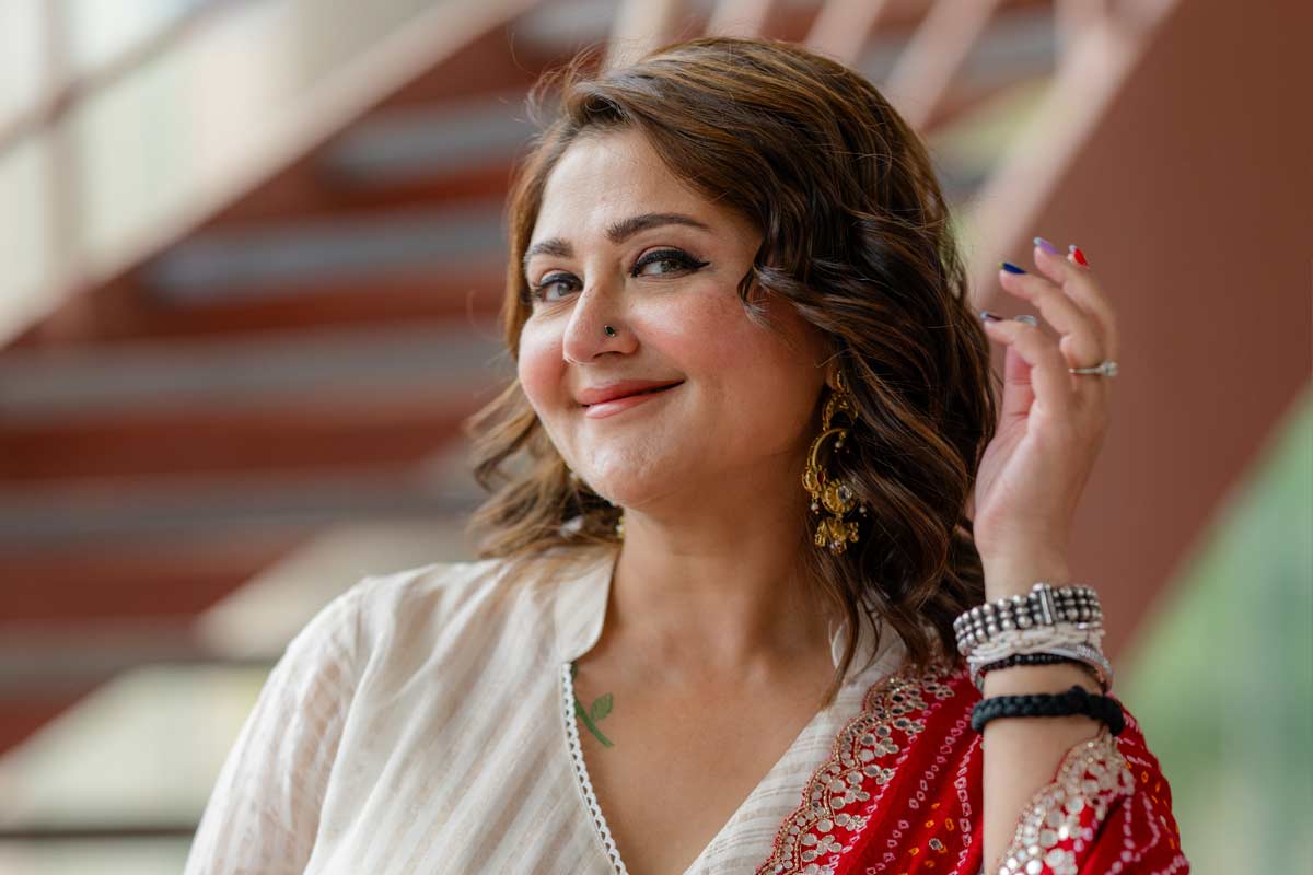 ‘জীবনে সবসময়ই প্রেম থাকে,  স্লট ফাঁকা রাখি না’, ‘প্রোমোটার বৌদি’ ছবির প্রচারে অকপট স্বস্তিকা